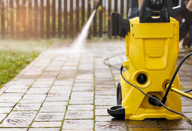 Best Playground Equipment Cleaning  in Schaumburg, IL