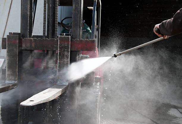Best Parking Lot and Garage Cleaning  in Schaumburg, IL